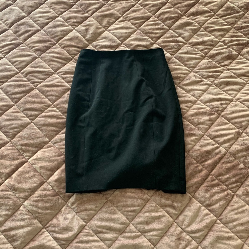 Business casual black skirt 🖤